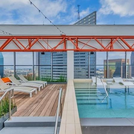 26Th Fl Bold Cozysuites With Pool, Gym Dallas Exterior photo