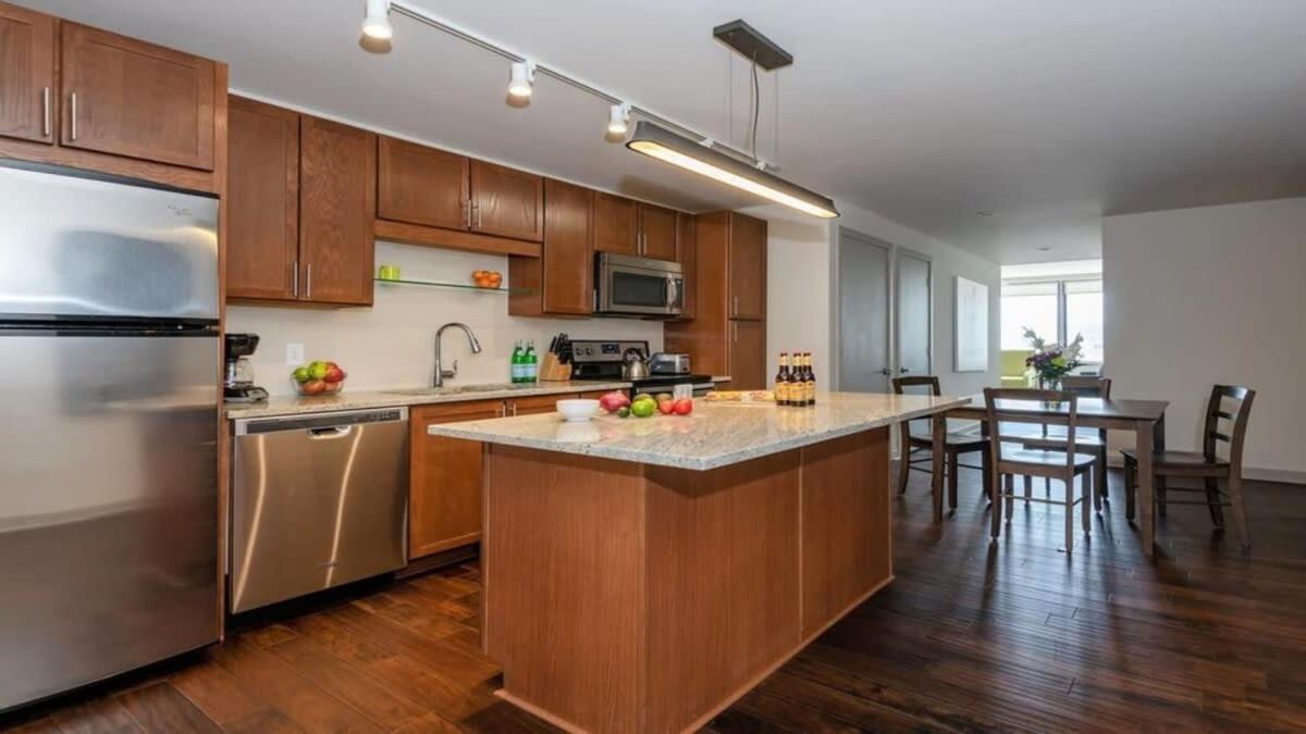 26Th Fl Bold Cozysuites With Pool, Gym Dallas Exterior photo
